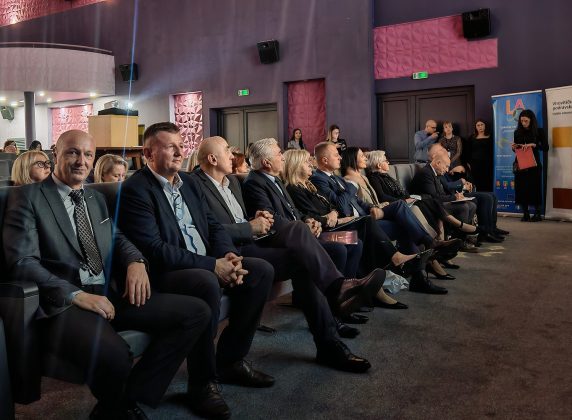 U Pitomači održana dvodnevna konferencija „Žene u ruralnim područjima“ 31 21