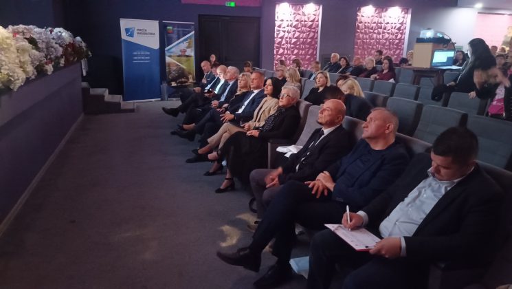 U Pitomači održana dvodnevna konferencija „Žene u ruralnim područjima“ 33 23