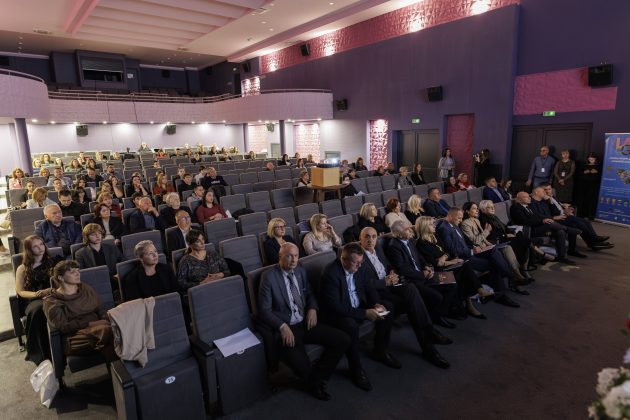 U Pitomači održana dvodnevna konferencija „Žene u ruralnim područjima“ 36 26